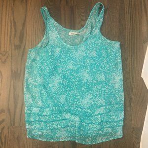Old Navy Pattered Tiered Tank Top Size: M